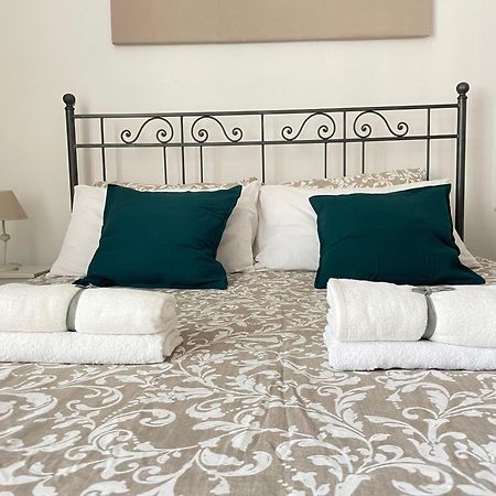 Volupta'S House Trastevere Рим Екстериор снимка