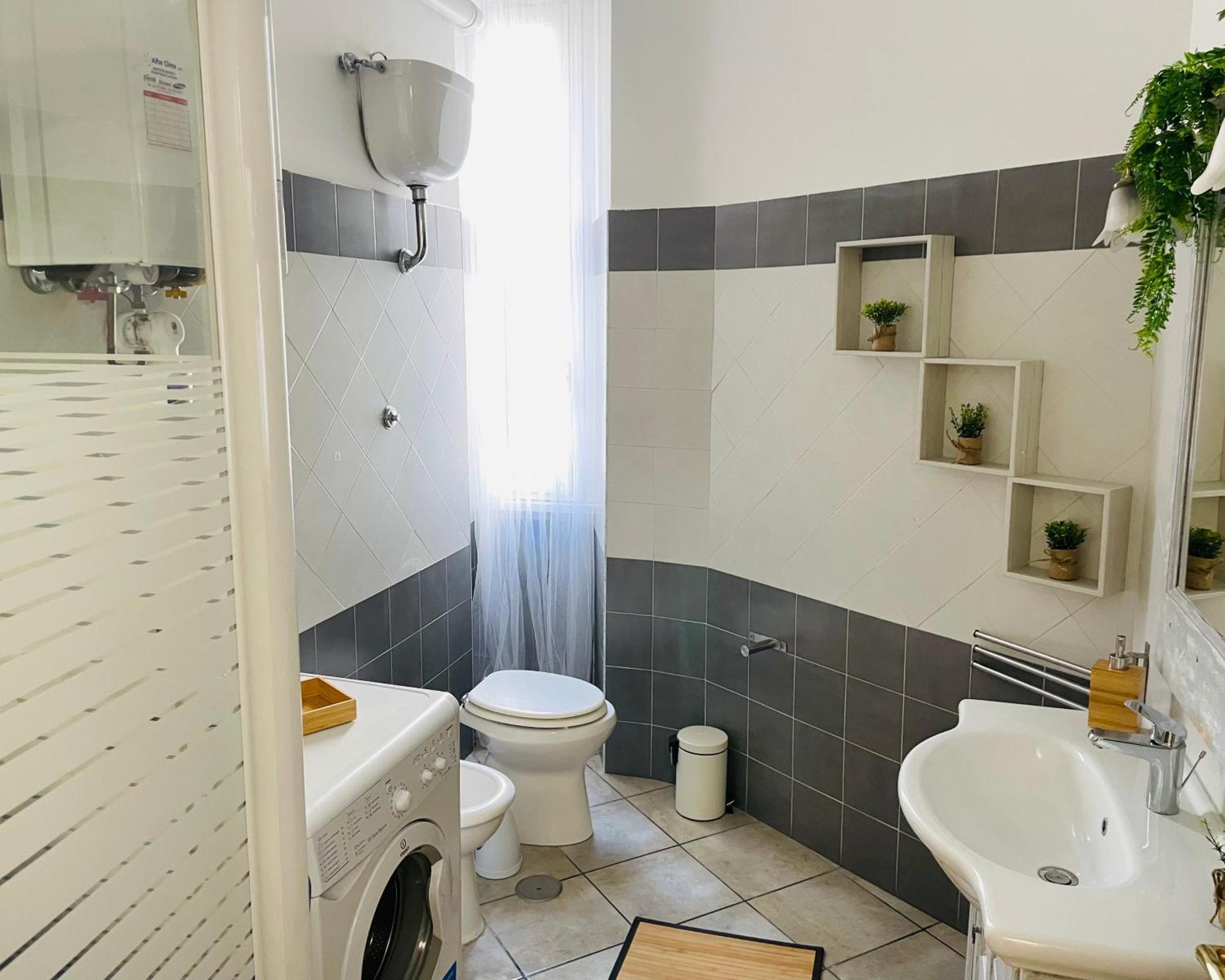Volupta'S House Trastevere Рим Екстериор снимка